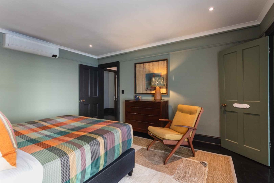 3 Bedroom Property for Sale in Oranjezicht Western Cape